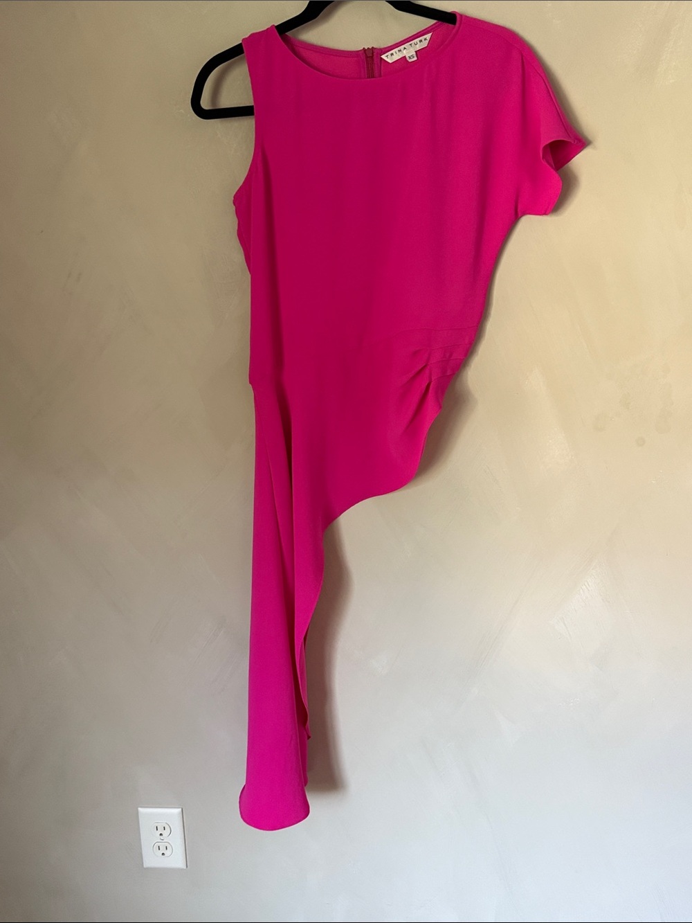 Trina Turk Asymmetrical Hot Pink One-Shoulder Dress